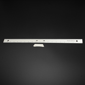 30201000101-演示直尺